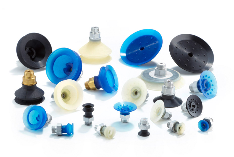 Universally applicable flat and bellow suction cups guarantee excellent stability and flawless handling